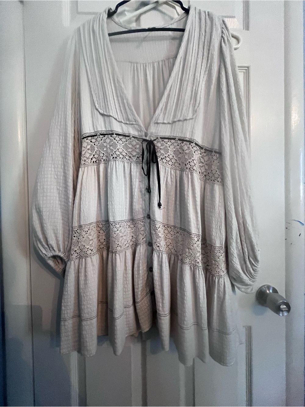 Free Peoole Long sleeve Mini Dress Cozy Nights Large Ivory Black Ribbon Pockets - Picture 2 of 10